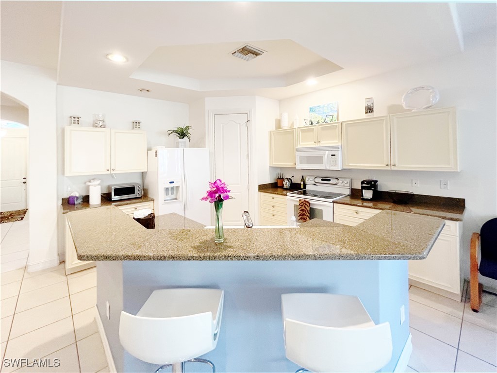 1366 Serrano Circle Naples FL 34105 225069785 image6