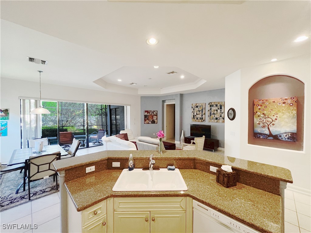 1366 Serrano Circle Naples FL 34105 225069785 image8