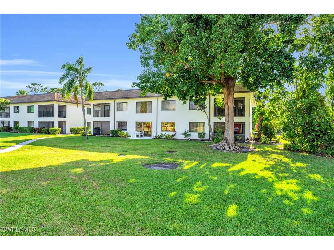 13663 Mcgregor Village Drive #18 Fort Myers FL 33919 224088866 image1