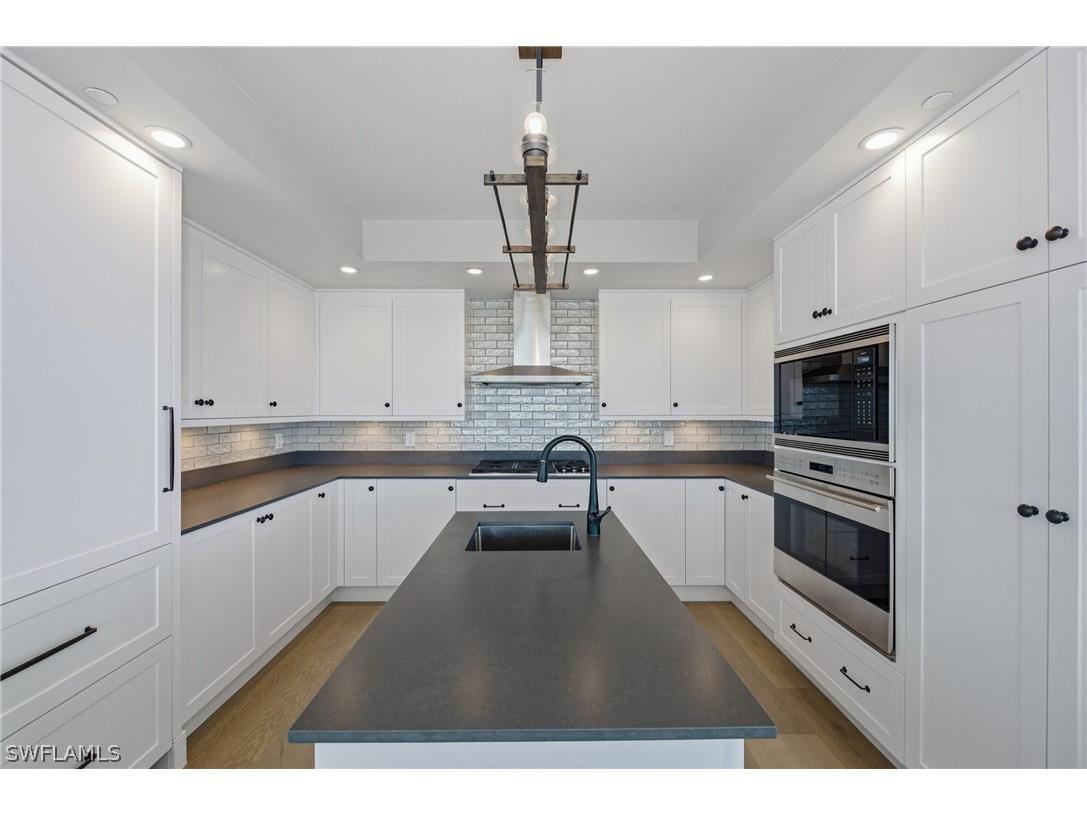 13665 Vanderbilt Drive #501 Naples FL 34110 226007458 image9