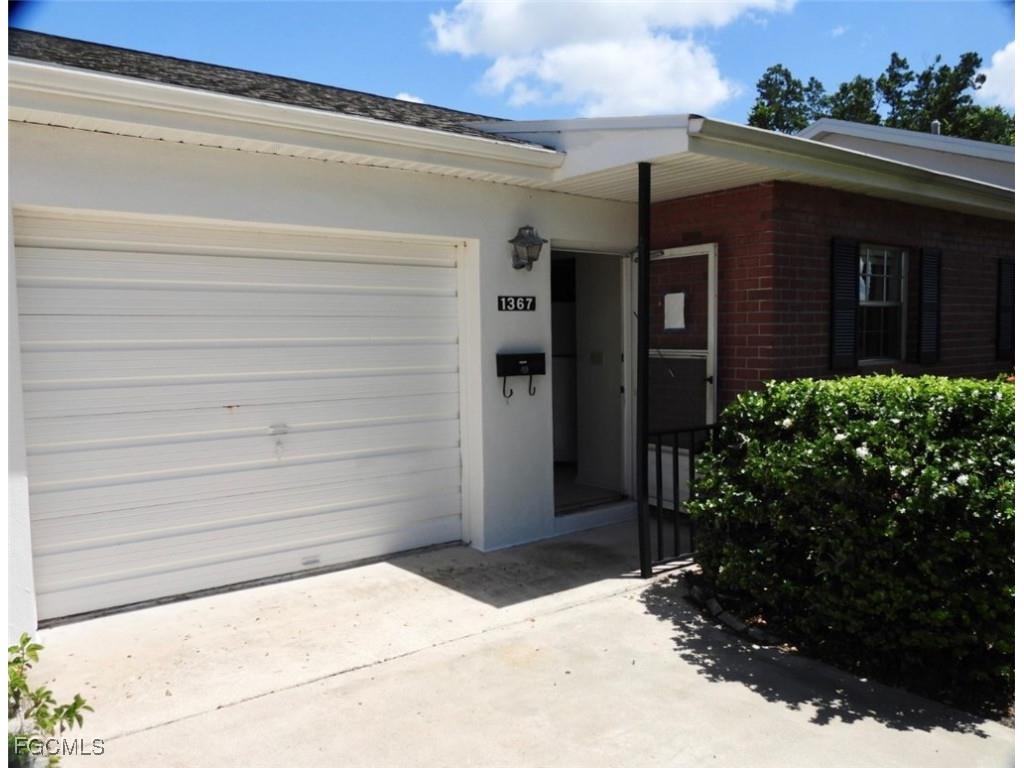 1367 Bunker Way Fort Myers FL 33919 2025008876 image1