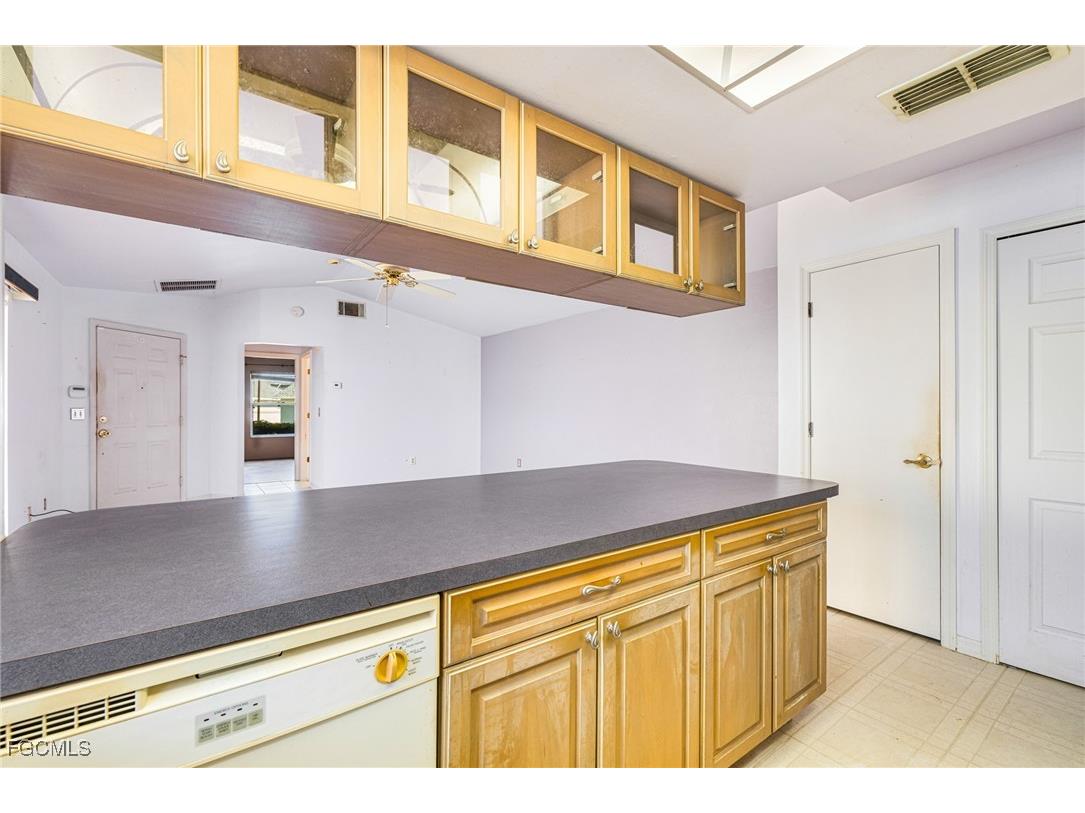 13670 Abbey Drive #4 Fort Myers FL 33919 2025016784 image7