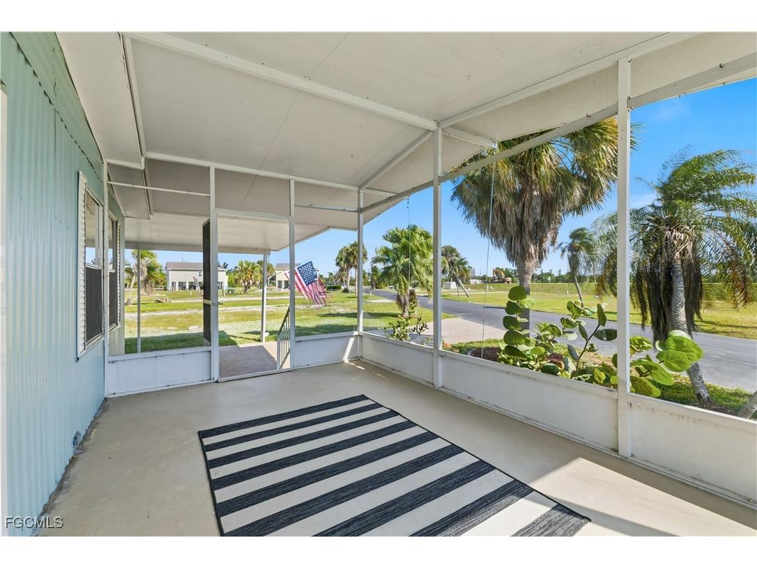 13670 Dowitcher Drive Fort Myers FL 33908 2025019196 image40