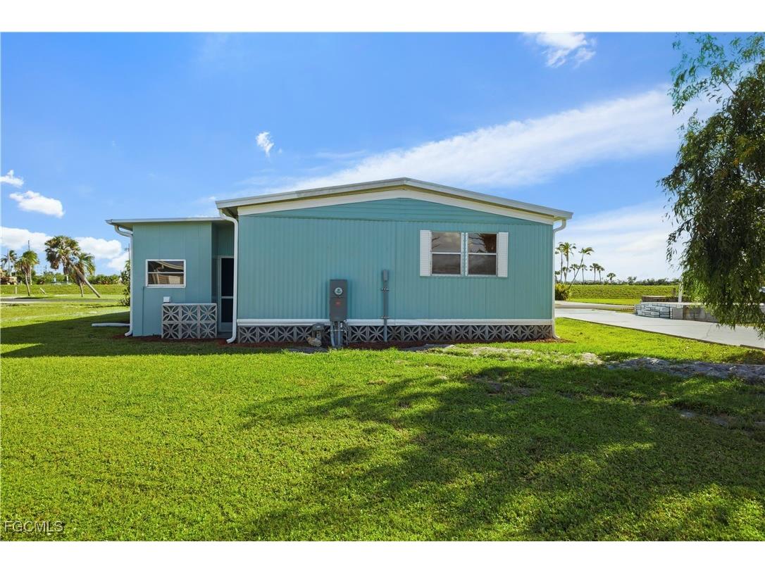 13670 Dowitcher Drive Fort Myers FL 33908 2025019196 image43