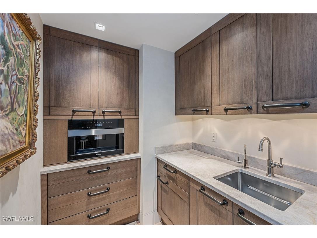 13675 Vanderbilt Drive #1107 Naples FL 34110 225030981 image8