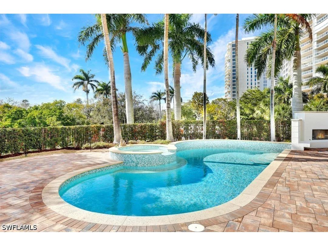 13675 Vanderbilt Drive #210 Naples FL 34110 226007844 image2