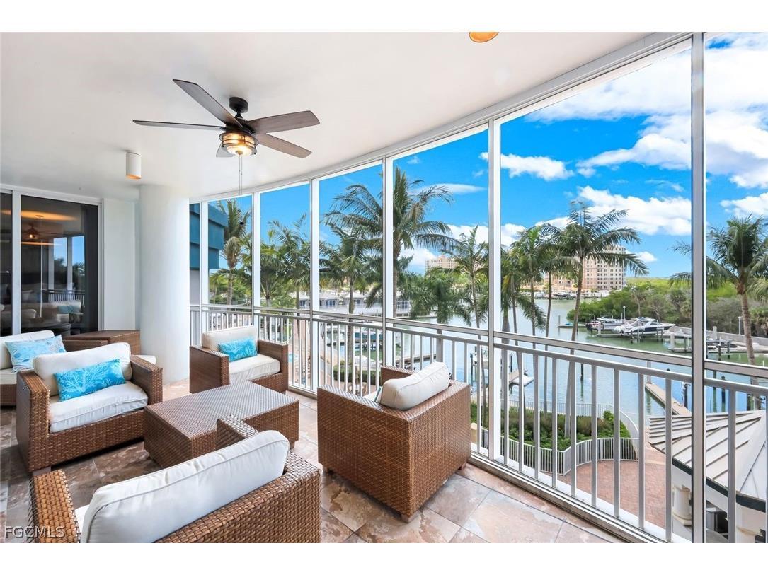 13675 Vanderbilt Drive #406 Naples FL 34110 2026012623 image1