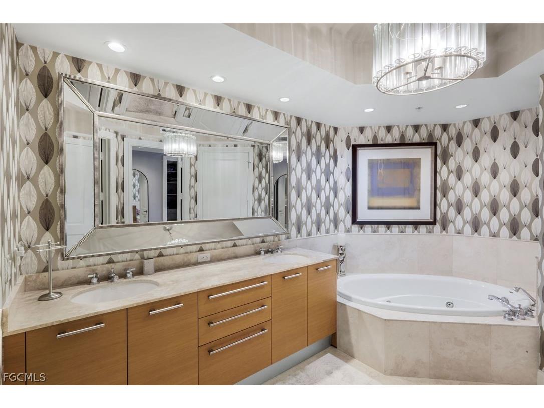 13675 Vanderbilt Drive #406 Naples FL 34110 2026012623 image19