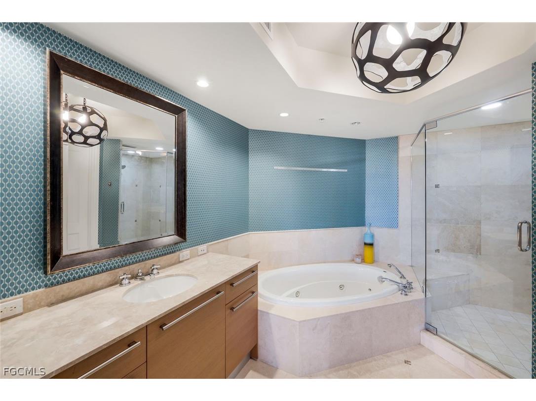 13675 Vanderbilt Drive #406 Naples FL 34110 2026012623 image21