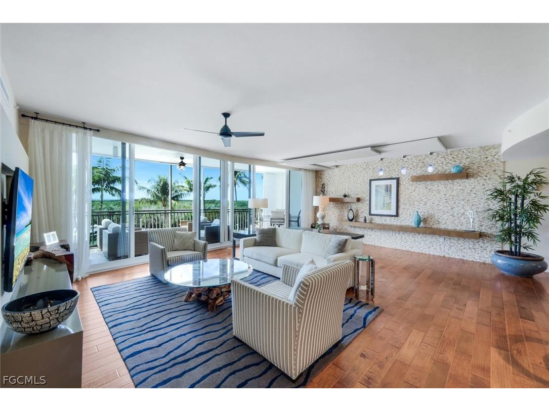 13675 Vanderbilt Drive #406 Naples FL 34110 2026012623 image6