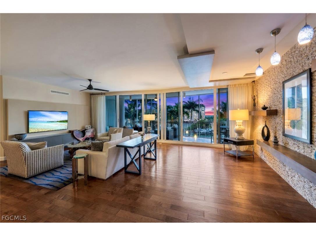 13675 Vanderbilt Drive #406 Naples FL 34110 2026012623 image8