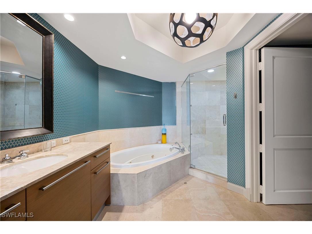 13675 Vanderbilt Drive #I406 Naples FL 34110 225065263 image16