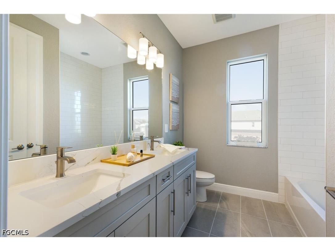 13679 Loredo Way Punta Gorda FL 33955 2026029351 image2