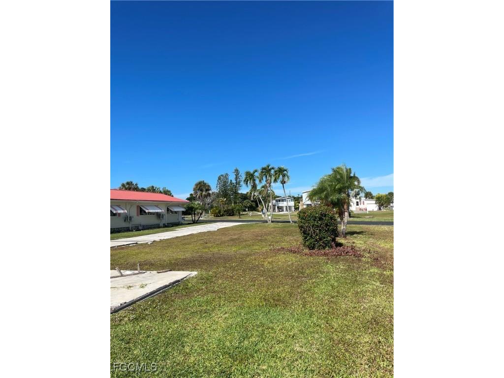 13680 Ovenbird Drive Fort Myers FL 33908 2025014993 image10