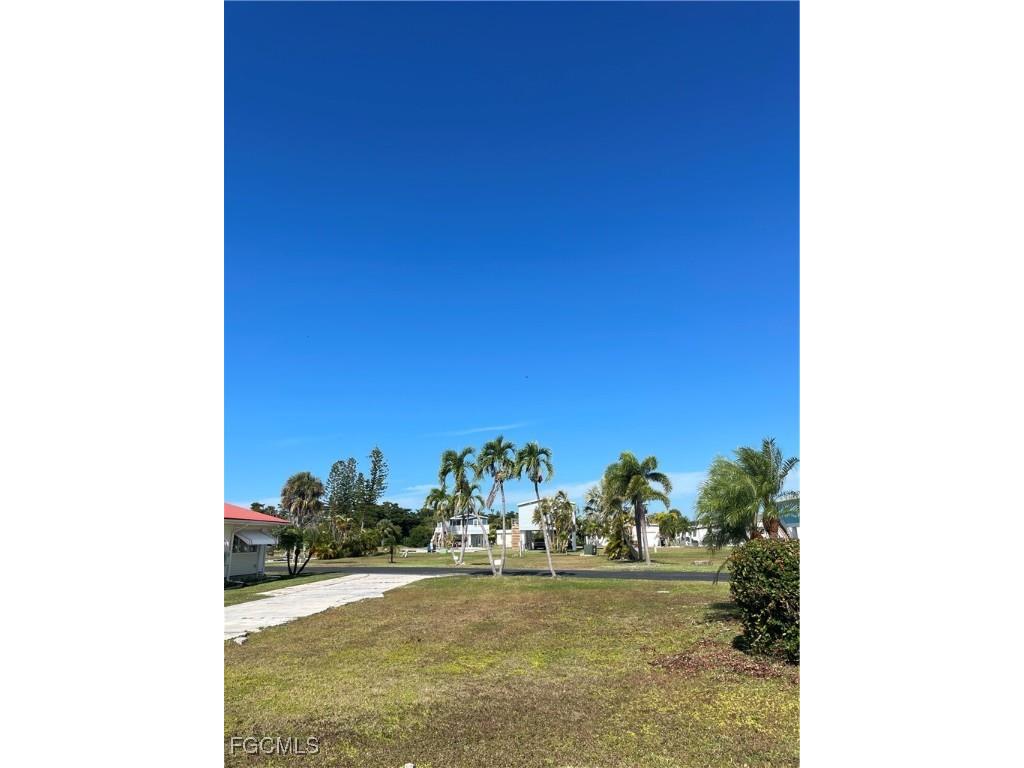 13680 Ovenbird Drive Fort Myers FL 33908 2025014993 image9