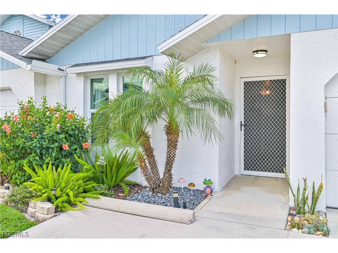 13680 Raleigh Lane #2 Fort Myers FL 33919 2026011869 image1