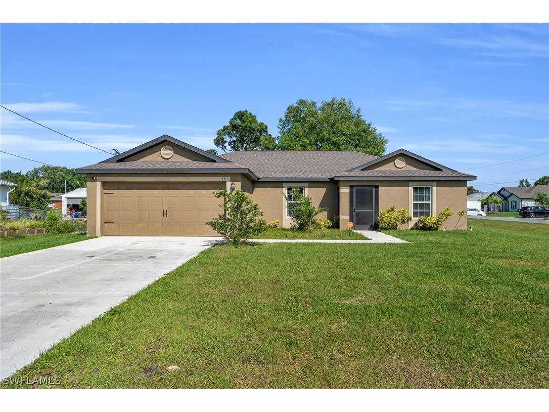 137 Blackstone Drive Fort Myers FL 33913 224027779 image1