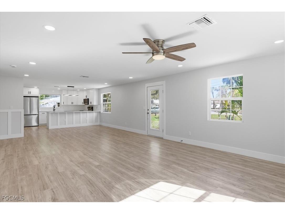 137 Dow Lane North Fort Myers FL 33917 2026009673 image10