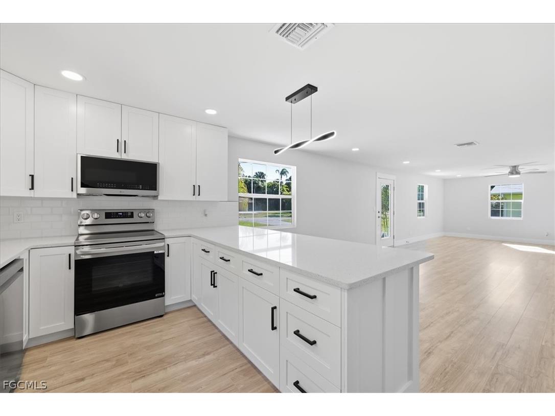 137 Dow Lane North Fort Myers FL 33917 2026009673 image14