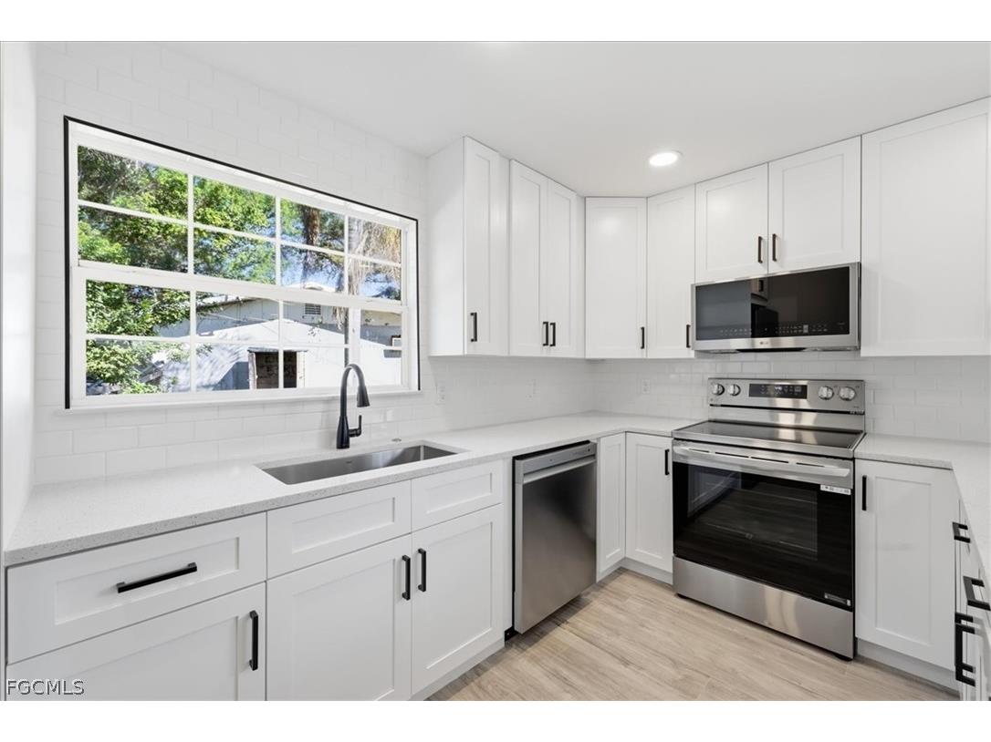 137 Dow Lane North Fort Myers FL 33917 2026009673 image15