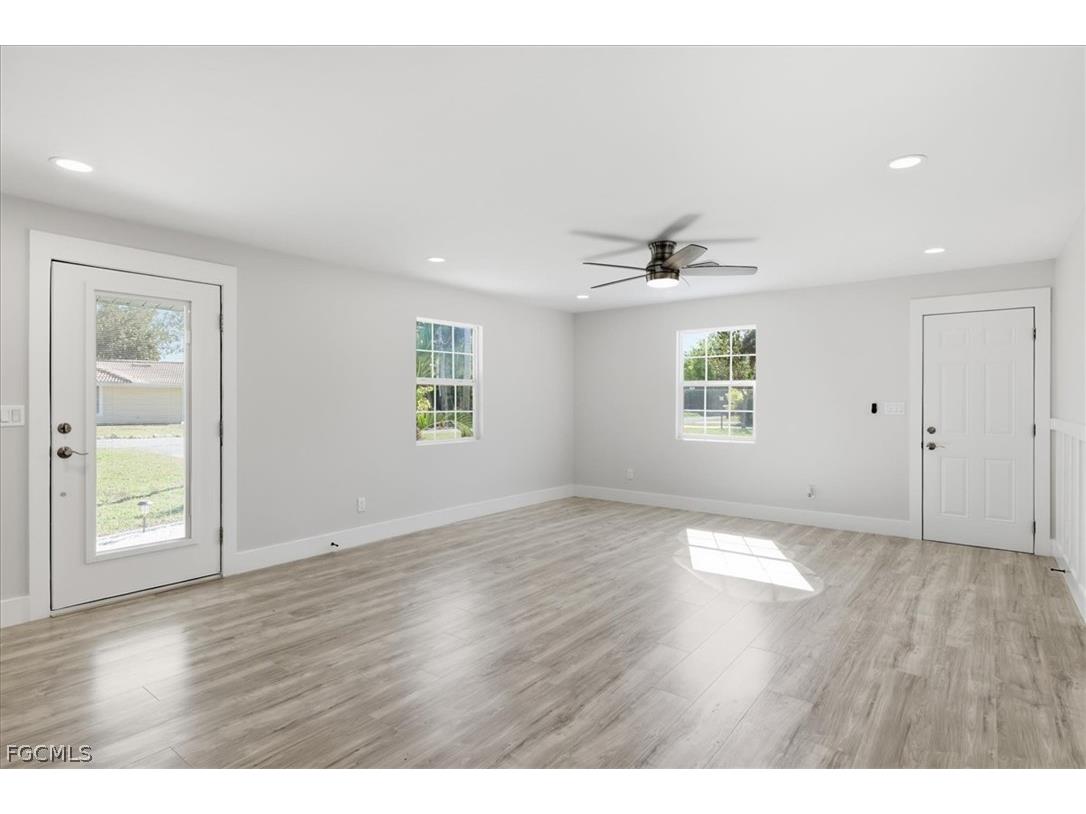 137 Dow Lane North Fort Myers FL 33917 2026009673 image6