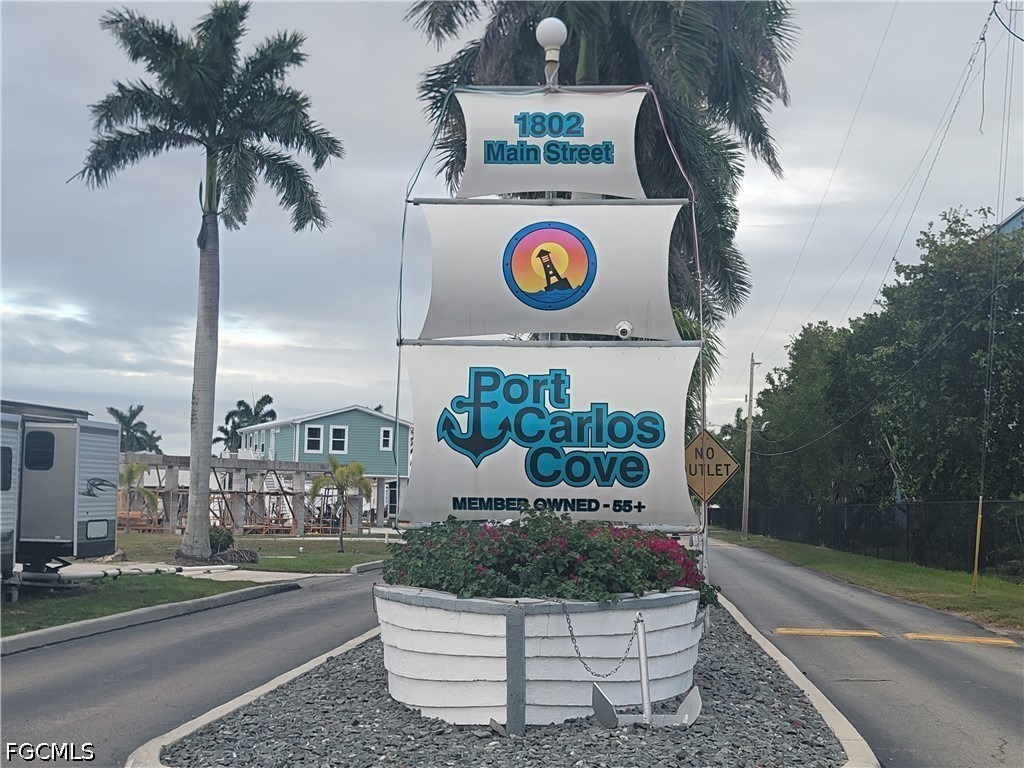 137 Garcia Way Fort Myers Beach FL 33931 225011104 image1