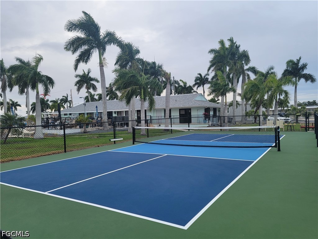 137 Garcia Way Fort Myers Beach FL 33931 225011104 image8