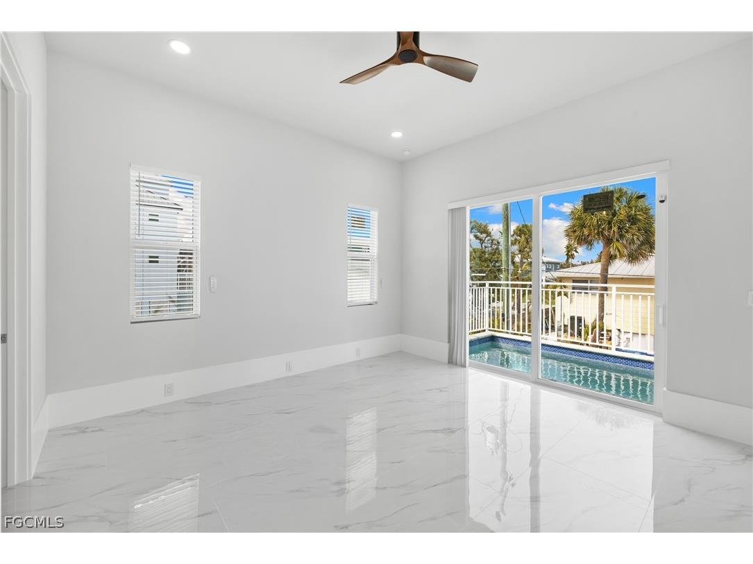 137 Hibiscus Drive Fort Myers Beach FL 33931 2026007583 image10