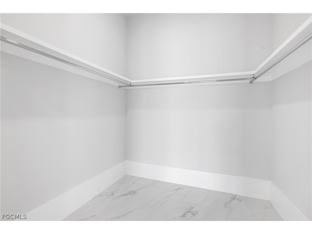 137 Hibiscus Drive Fort Myers Beach FL 33931 2026007583 image16