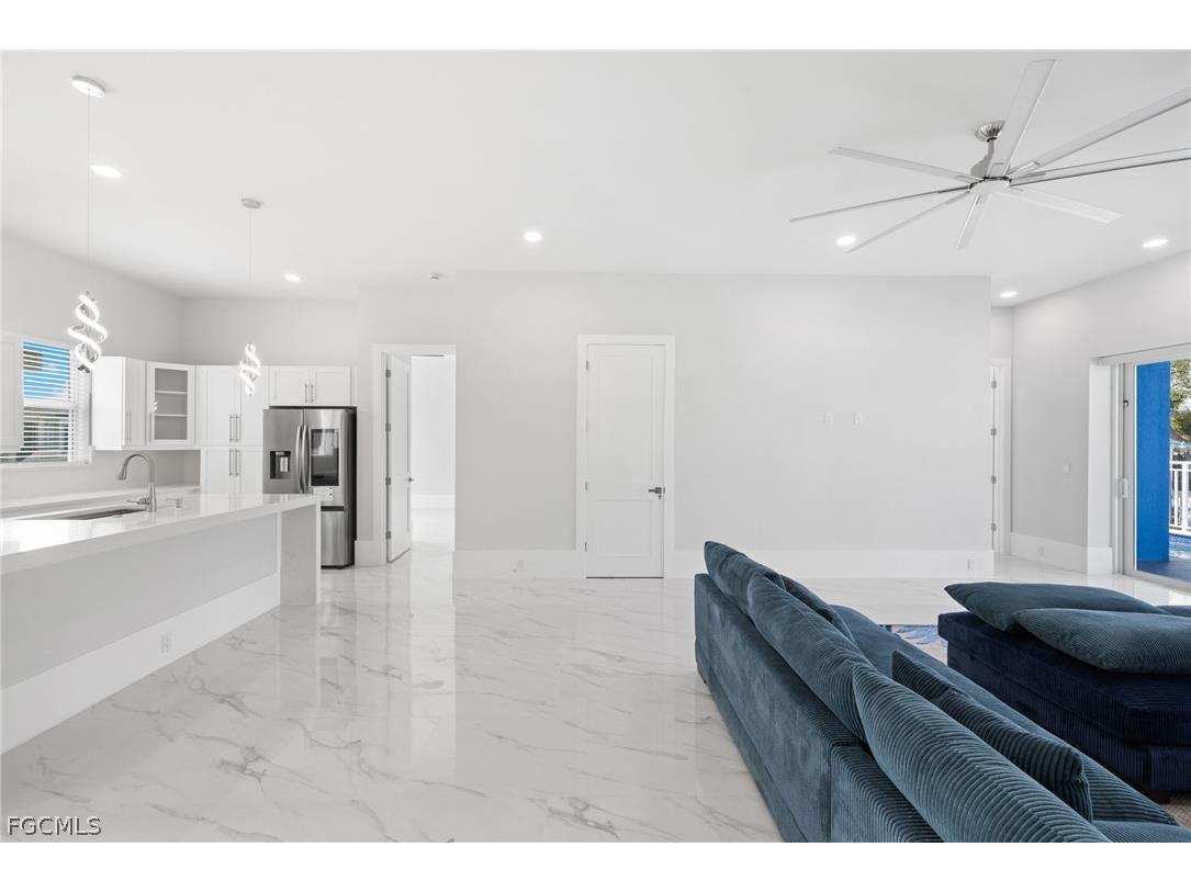 137 Hibiscus Drive Fort Myers Beach FL 33931 2026007583 image26