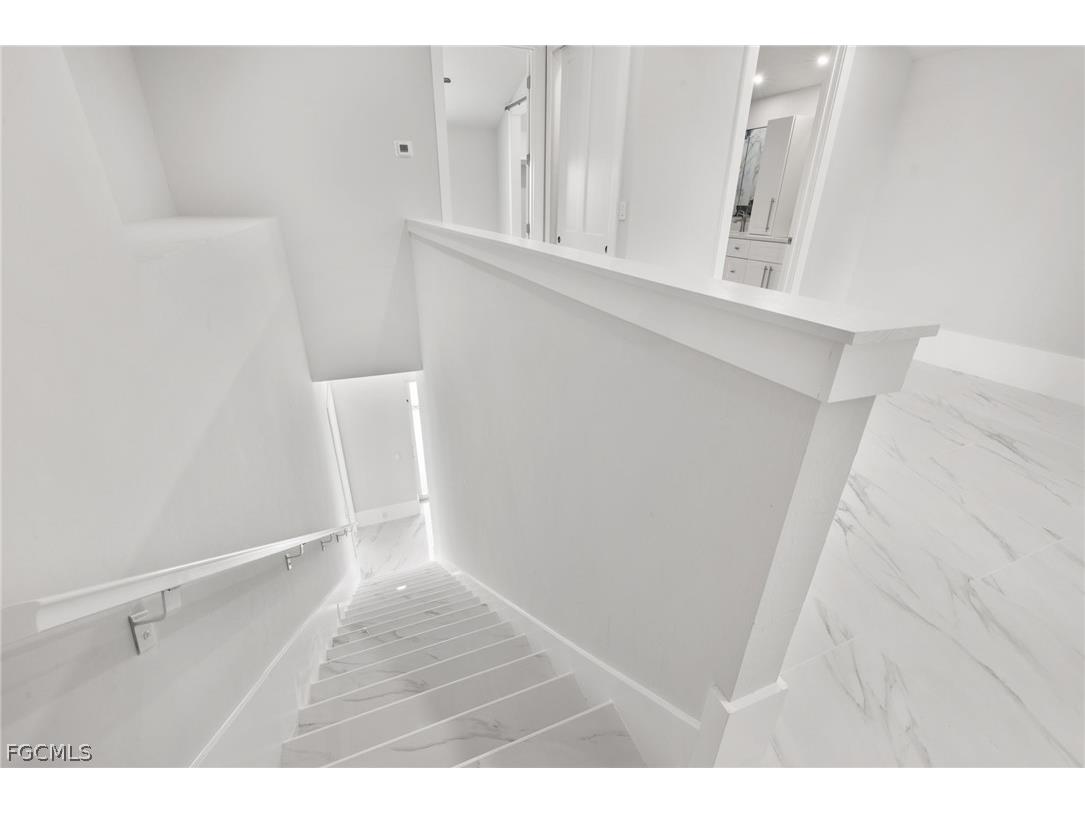 137 Hibiscus Drive Fort Myers Beach FL 33931 2026007583 image34