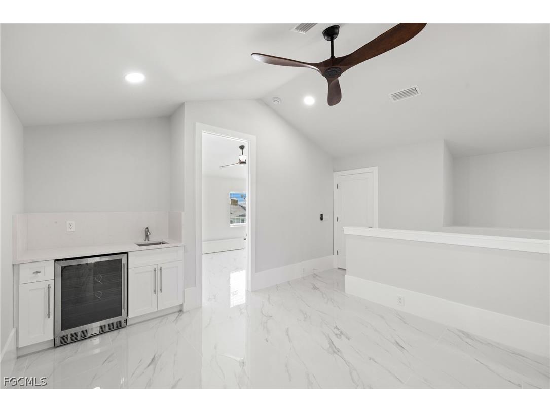 137 Hibiscus Drive Fort Myers Beach FL 33931 2026007583 image38