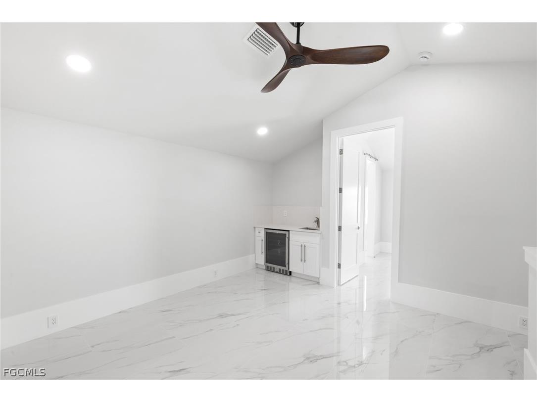 137 Hibiscus Drive Fort Myers Beach FL 33931 2026007583 image40