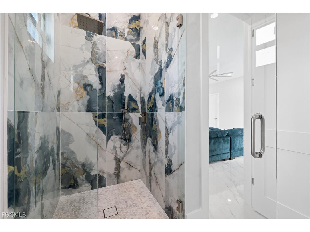 137 Hibiscus Drive Fort Myers Beach FL 33931 2026007583 image7