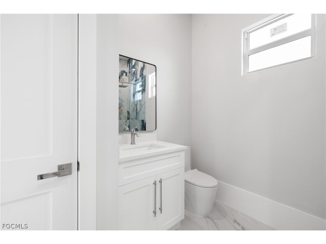 137 Hibiscus Drive Fort Myers Beach FL 33931 2026007583 image8