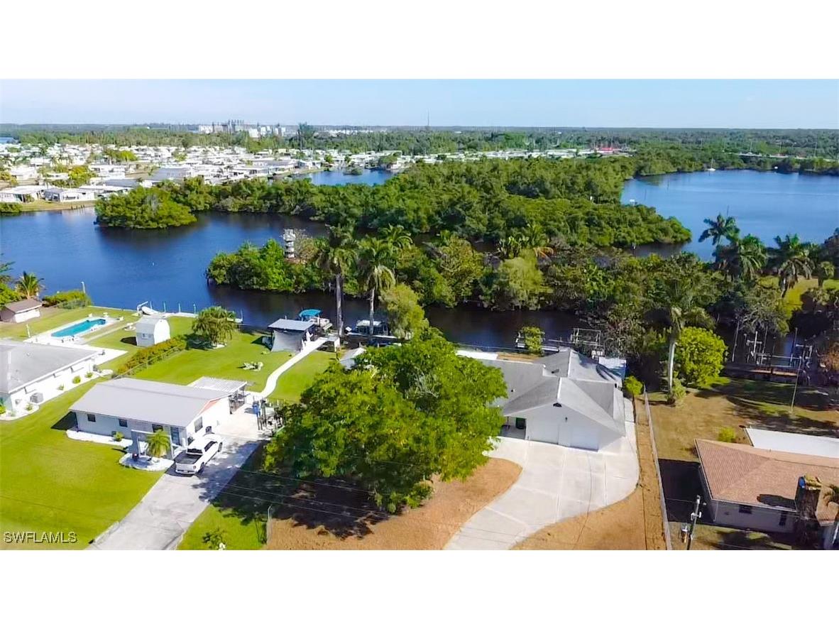 137 Meta Street Fort Myers FL 33905 225081670 image26