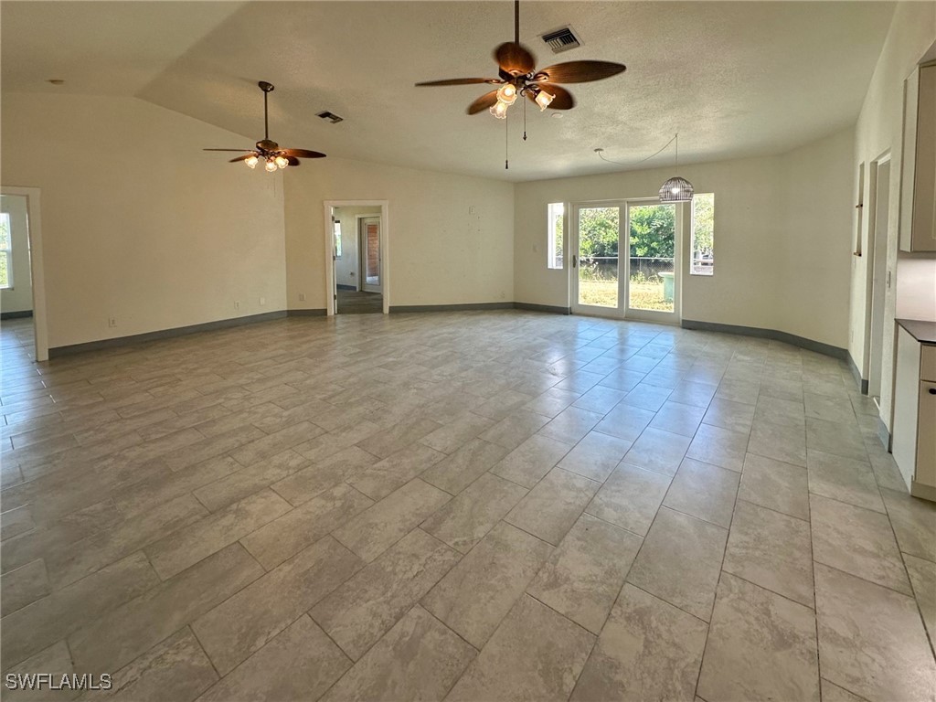 137 Meta Street Fort Myers FL 33905 225081670 image8