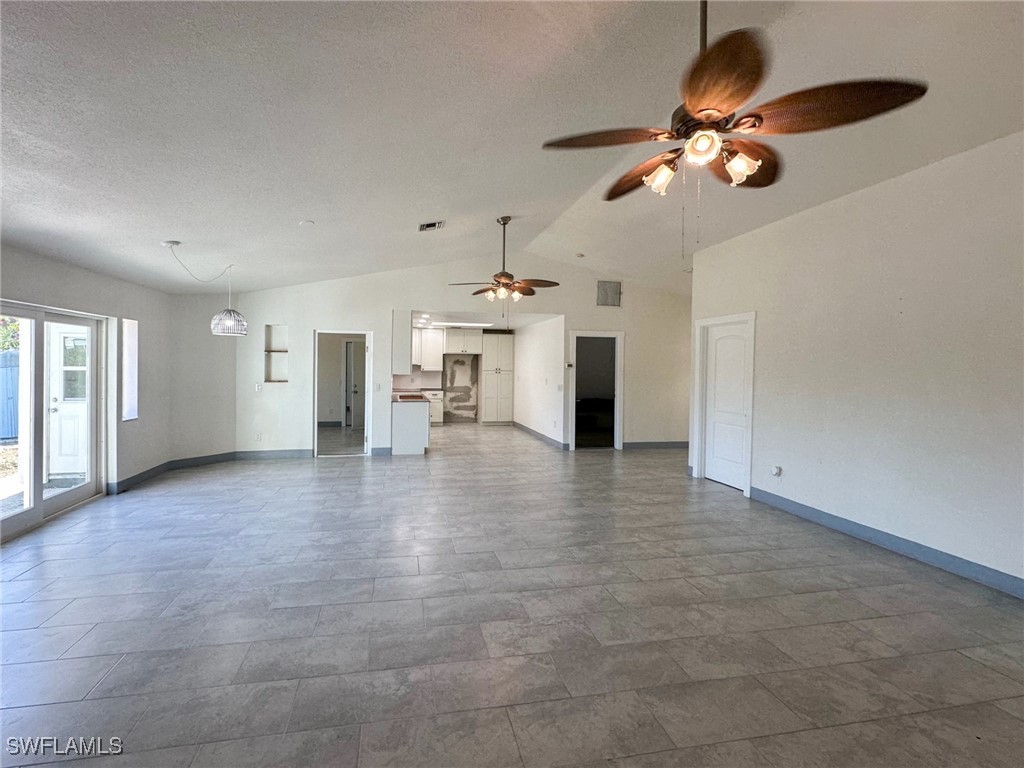 137 Meta Street Fort Myers FL 33905 225081670 image9