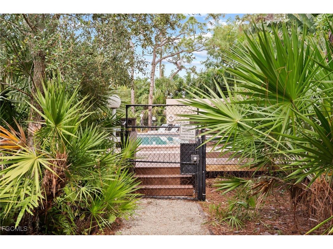 137 Pinebrook Drive Fort Myers FL 33907 2025019256 image34