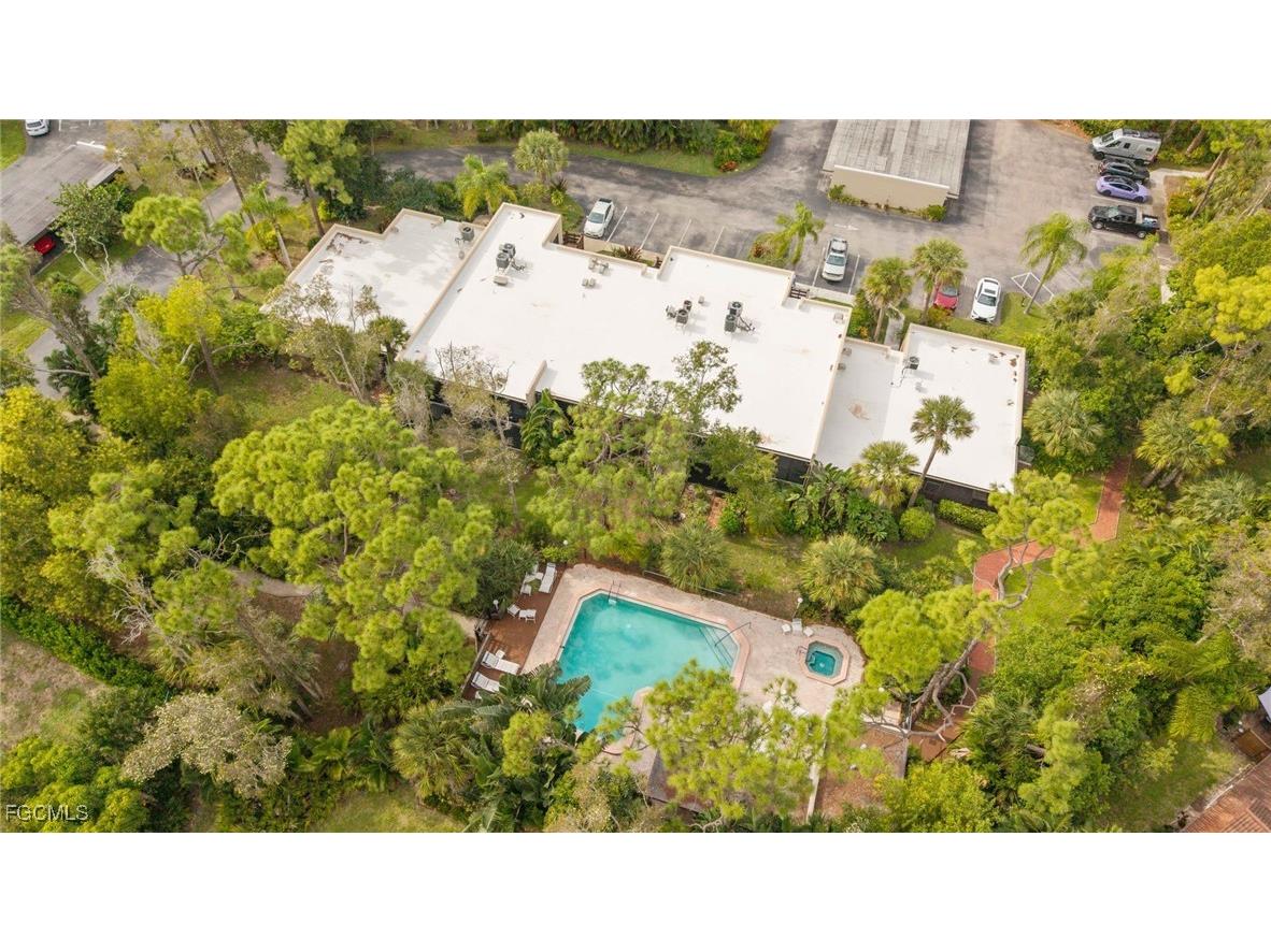 137 Pinebrook Drive Fort Myers FL 33907 2025019256 image38
