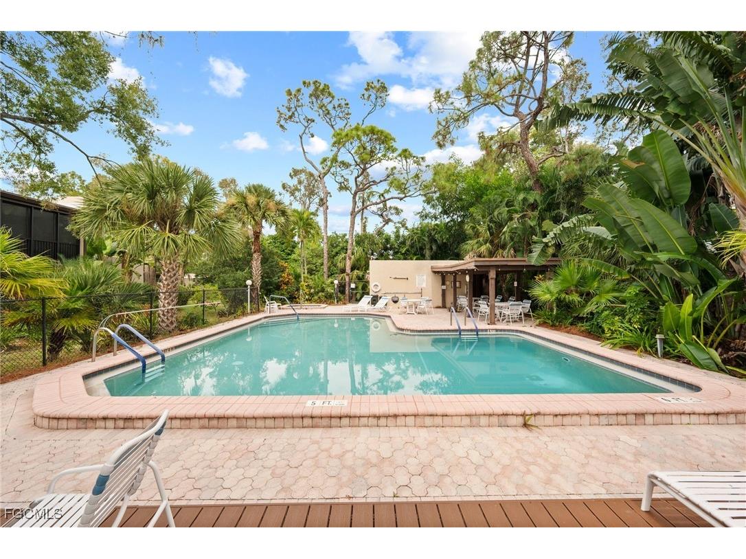 137 Pinebrook Drive Fort Myers FL 33907 2025019256 image6