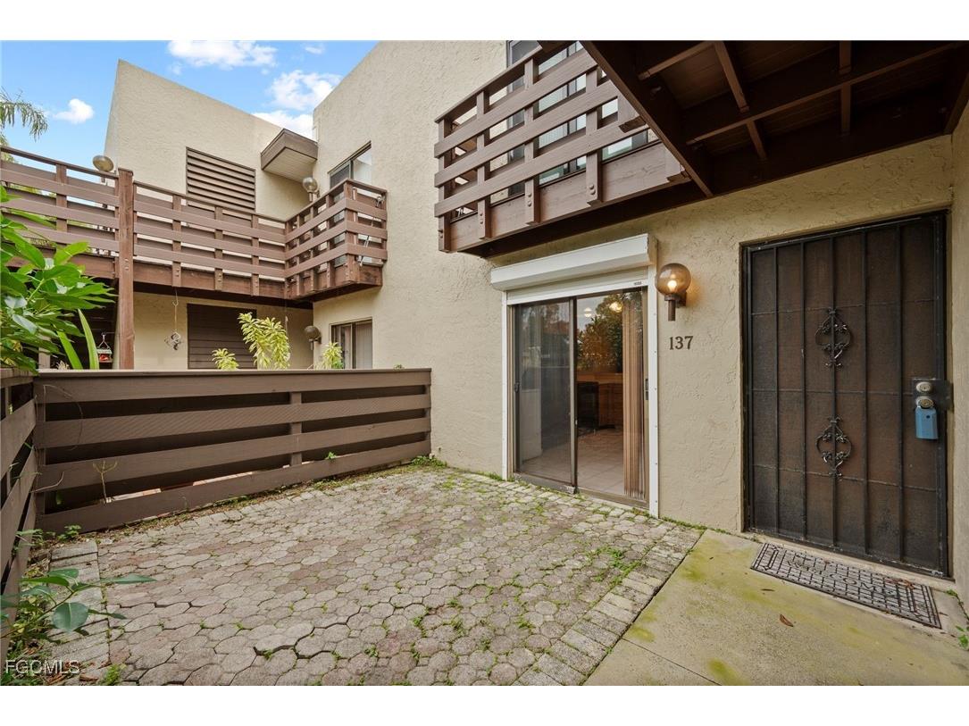 137 Pinebrook Drive Fort Myers FL 33907 2025019256 image9