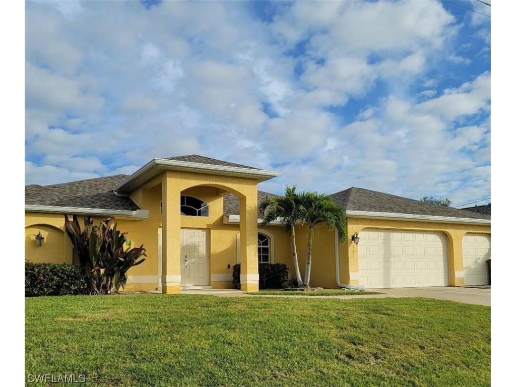 137 SE 16th Street Cape Coral FL 33990 223092676 image1