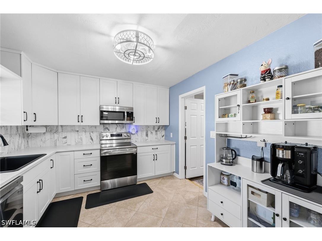 137 Vermont Avenue Fort Myers FL 33905 226011093 image8