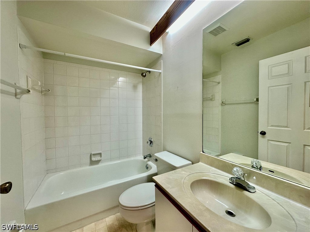 137 Wading Bird Circle #F-204 Naples FL 34110 226014697 image24