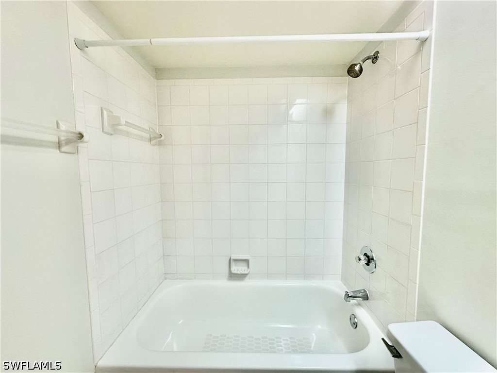 137 Wading Bird Circle #F-204 Naples FL 34110 226014697 image26