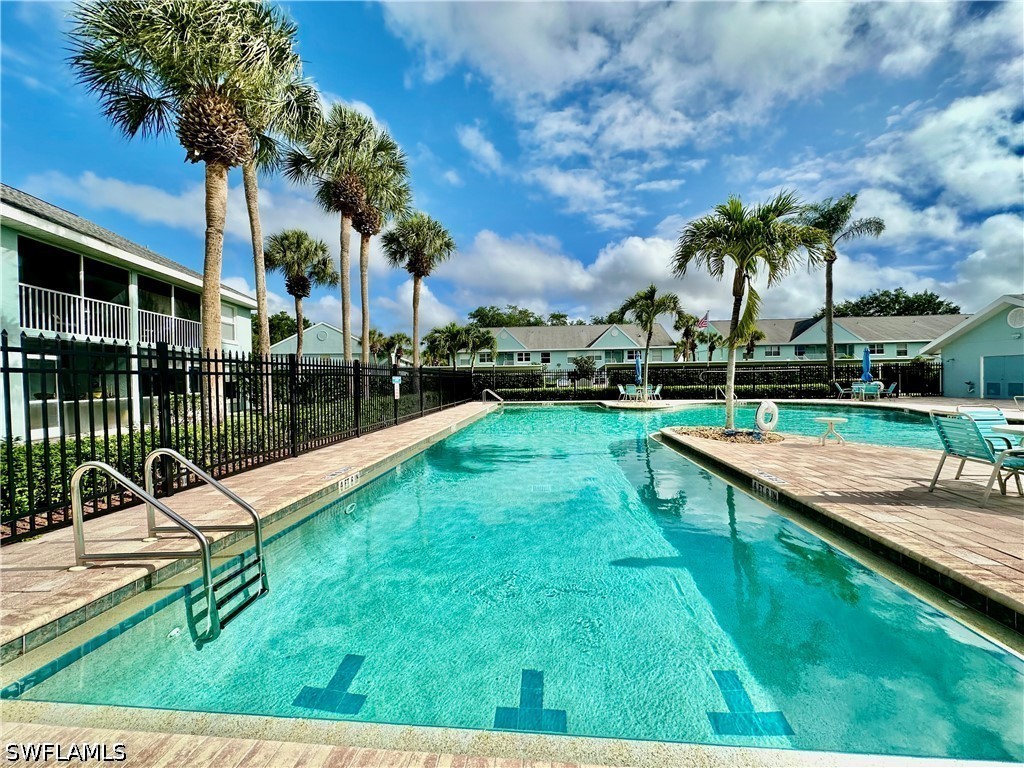 137 Wading Bird Circle #F-204 Naples FL 34110 226014697 image41