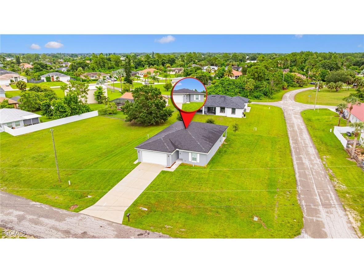 137 Wanatah Avenue Lehigh Acres FL 33974 2025007092 image3
