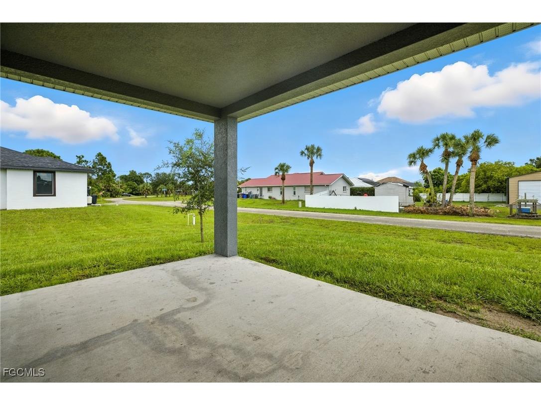 137 Wanatah Avenue Lehigh Acres FL 33974 2025007092 image35