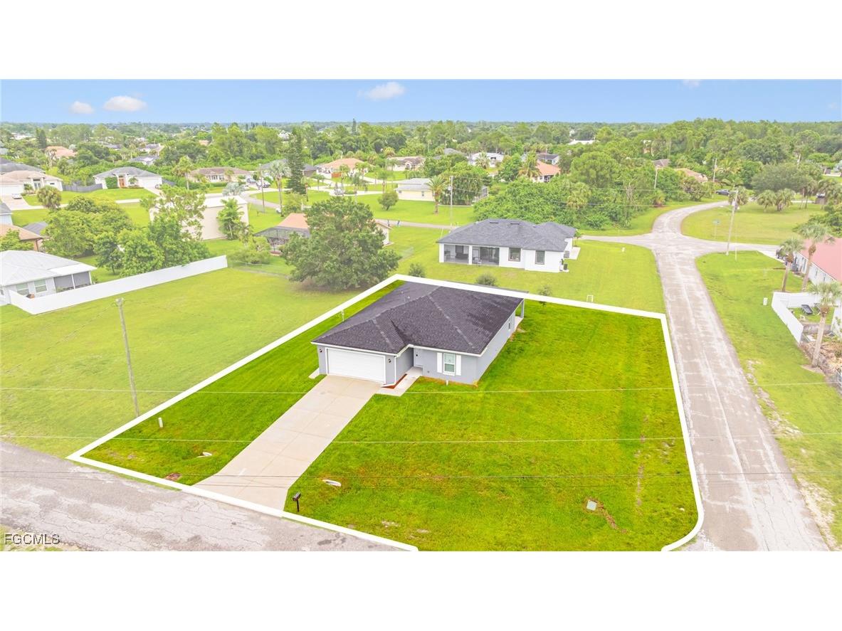 137 Wanatah Avenue Lehigh Acres FL 33974 2025007092 image37